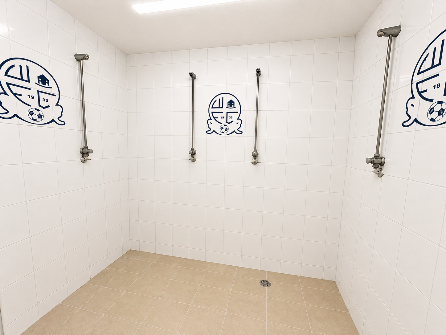 Changing rooms & showers